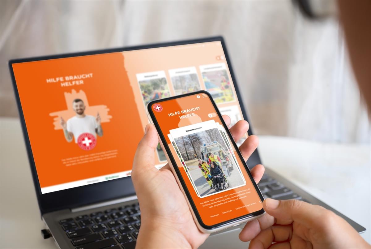 mockup su mobile e portatile del sito diventa-uno-di-noi